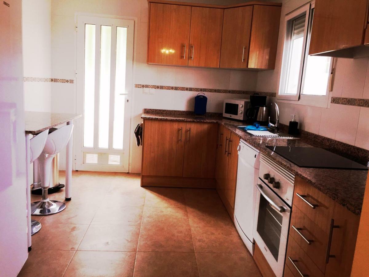Vickys Villa Puerto Marino Экстерьер фото
